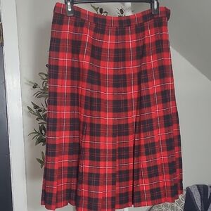 Pendleton Vtg Wool Red and Black Plaid Skirt Authentic Cunningham Tartan 12P